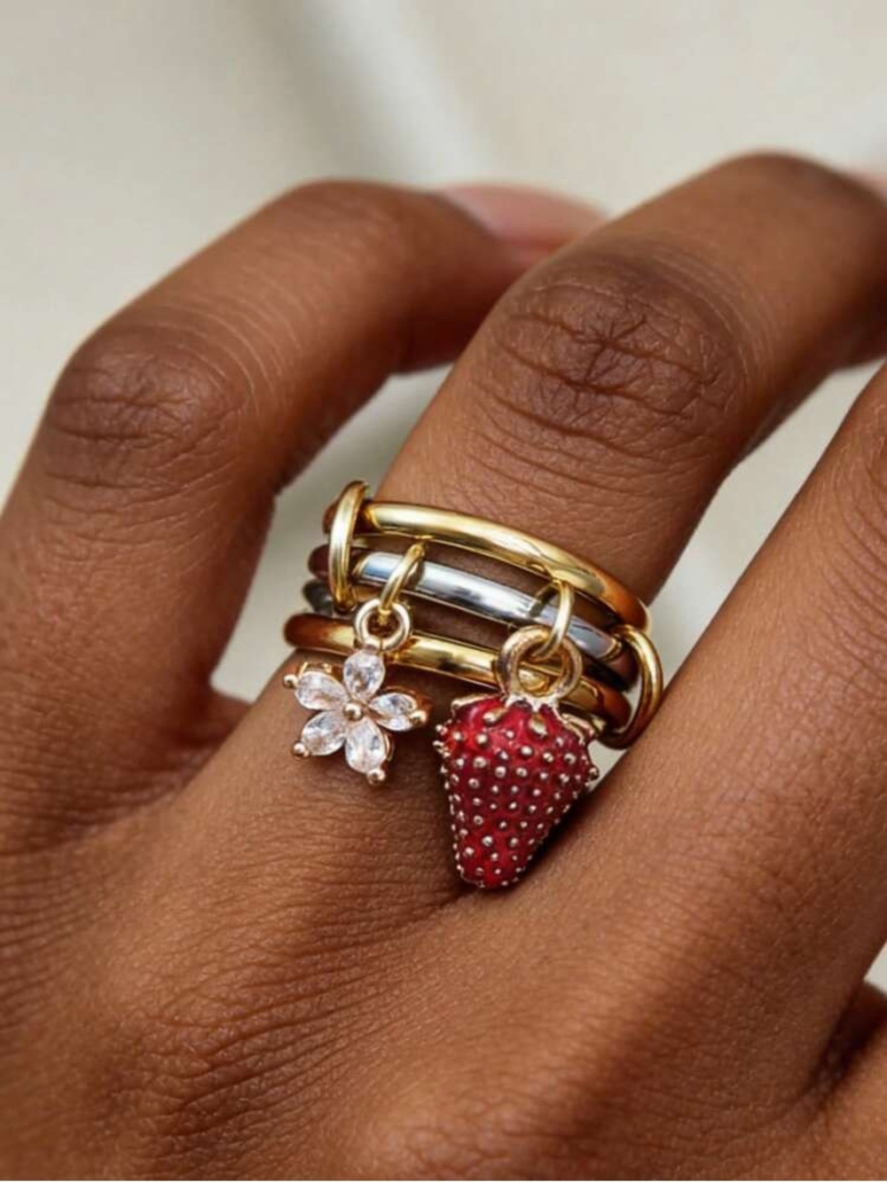 Strawberry Ring D246 - Picture 2 of 9